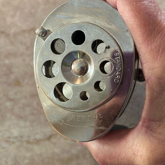 Old School Pencil Sharpener - Picture 2 of 3